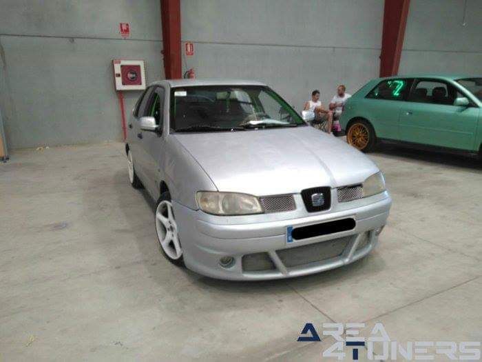 1a Concentración Benéfica Tuning Campohermoso
Imagen del reportaje revista Tuning Area4tuners.es, concentración de coches Tuning del año 2017 en Níjar, Almería, España