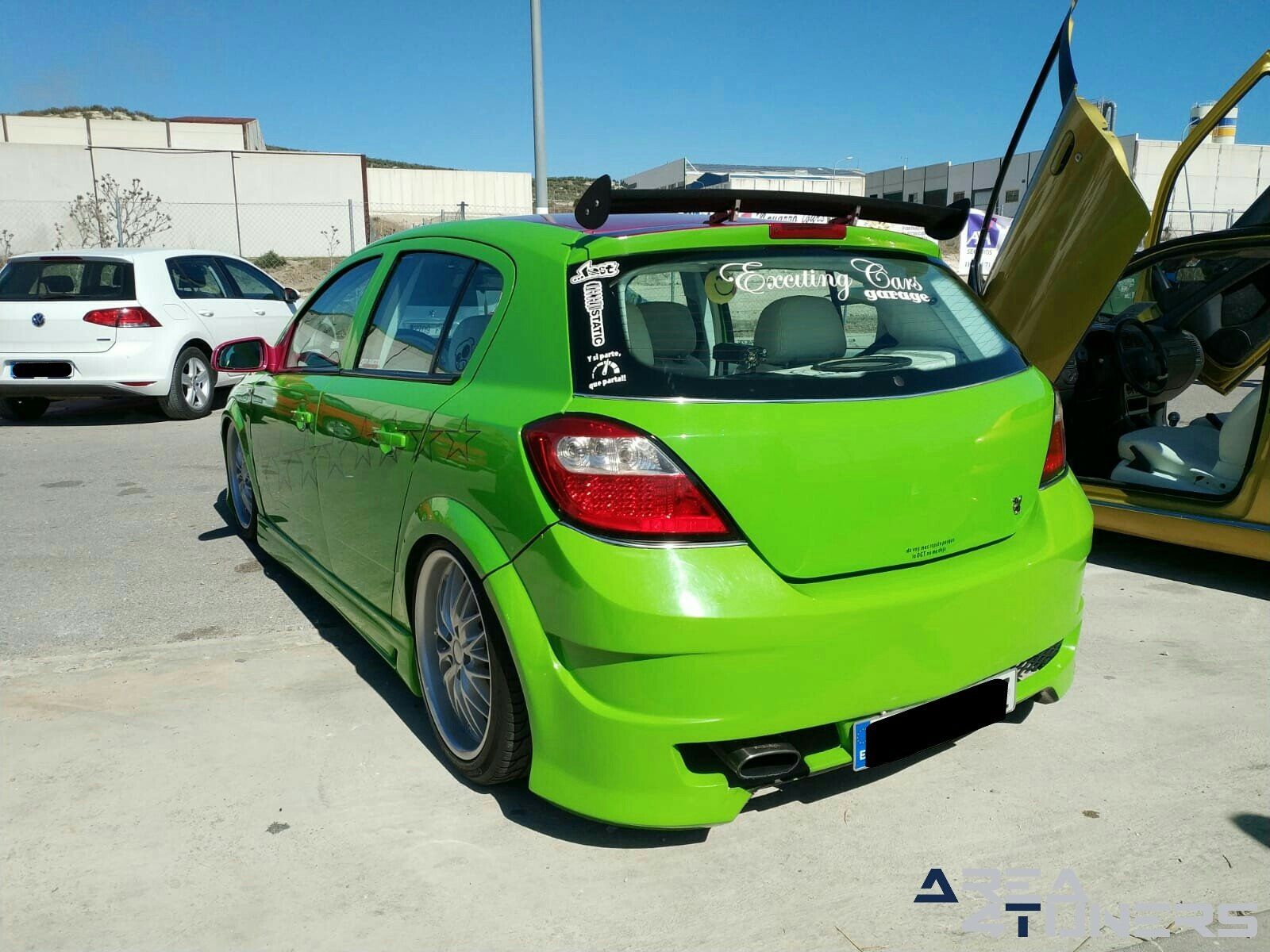 1a Concentración Tuning Ciudad De Baena
Imagen del reportaje revista Tuning Area4tuners.es, concentración de coches Tuning del año 2019 en Baena, Córdoba, España