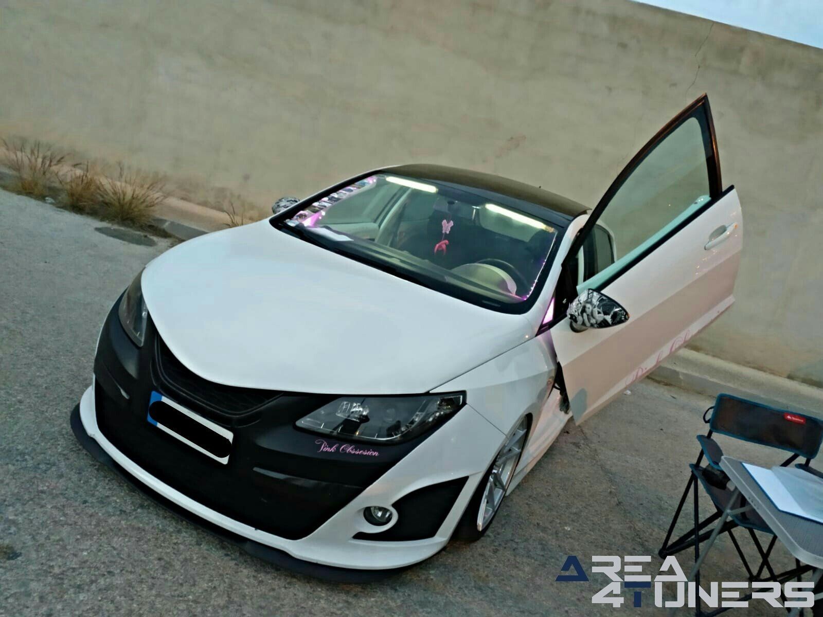 Kdd Multimarca Redován
Imagen del reportaje revista Tuning Area4tuners.es, concentración de coches Tuning del año 2019 en Redován, Alicante, España
