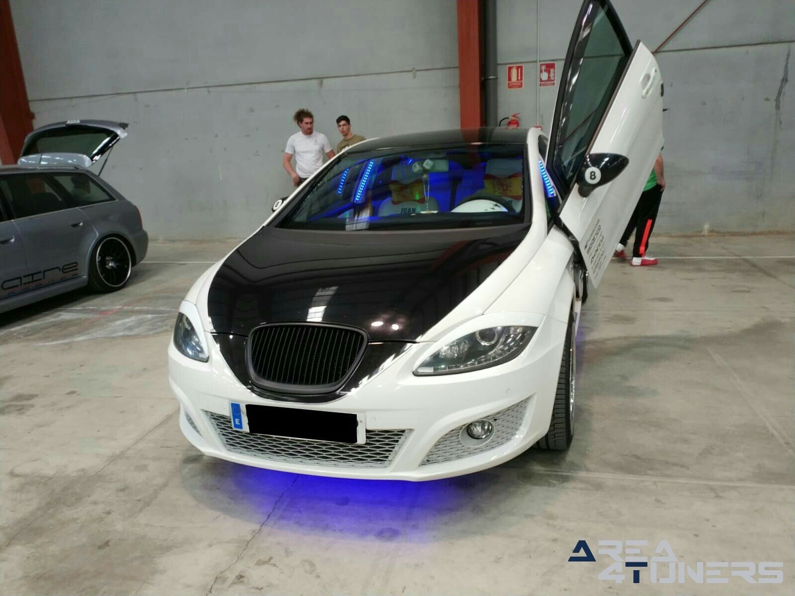 2ª Concentración Tuning Benéfica Campohermoso
Imagen del reportaje revista Tuning Area4tuners.es, concentración de coches Tuning del año 2019 en Campohermoso, Almeria, España