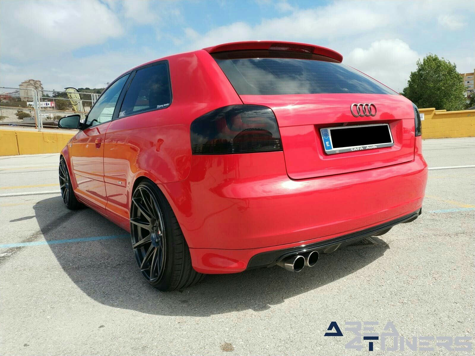 1er South Style Cars
Imagen del reportaje revista Tuning Area4tuners.es, concentración de coches Tuning del año 2019 en Algeciras, Cádiz, España