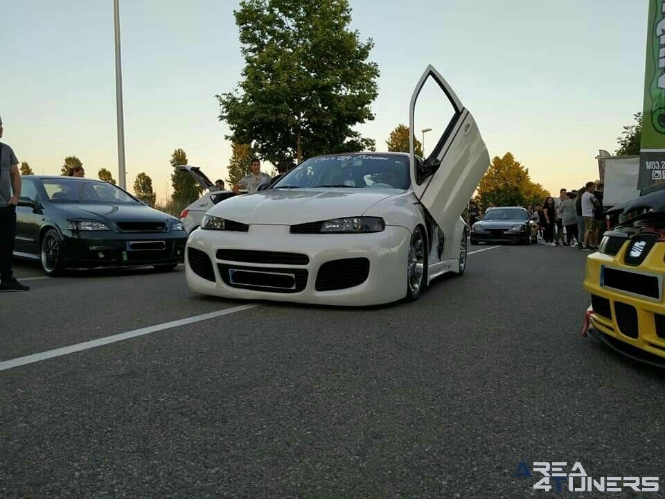 9º Spring Car Show Tuning Vag Classic Reus
Imagen del reportaje revista Tuning Area4tuners.es, concentración de coches Tuning del año 2019 en Reus, Tarragona, España