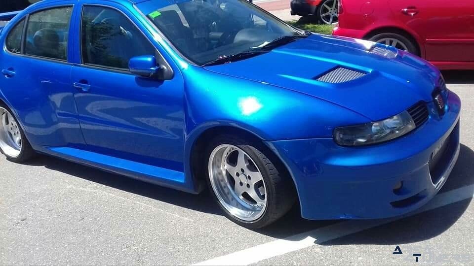 9º Spring Car Show Tuning Vag Classic Reus
Imagen del reportaje revista Tuning Area4tuners.es, concentración de coches Tuning del año 2019 en Reus, Tarragona, España