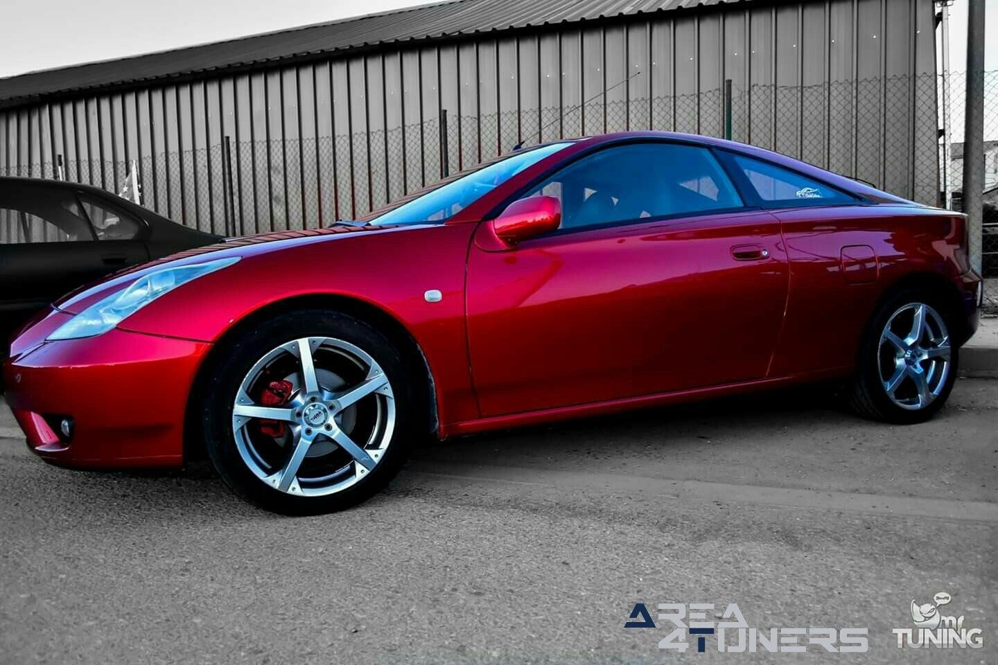 Tuning Show Mr Dance Club
Imagen del reportaje revista Tuning Area4tuners.es, concentración de coches Tuning del año 2019 en Monreal del Campo, Teruel, España