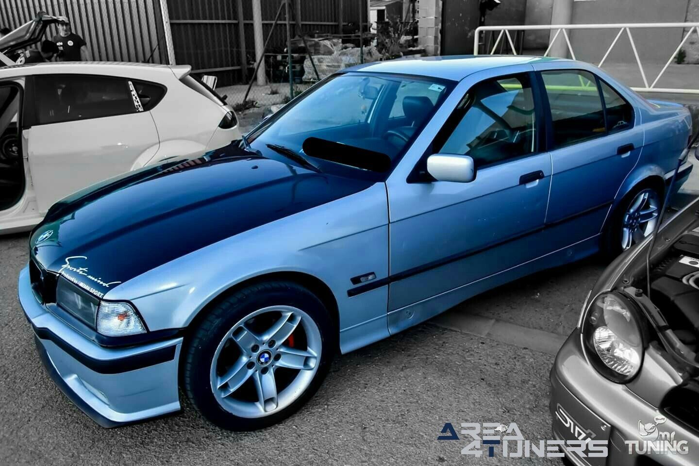 Tuning Show Mr Dance Club
Imagen del reportaje revista Tuning Area4tuners.es, concentración de coches Tuning del año 2019 en Monreal del Campo, Teruel, España