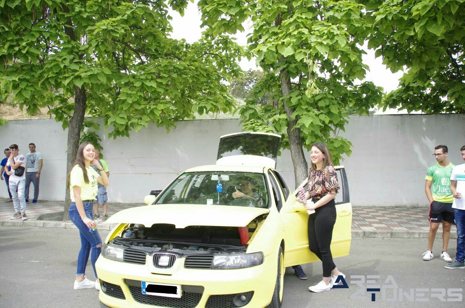 11º Custom Tuning Show Ciudad De Villacarrillo
Imagen del reportaje revista Tuning Area4tuners.es, concentración de coches Tuning del año 2019 en Villacarrillo, Jaén, España
