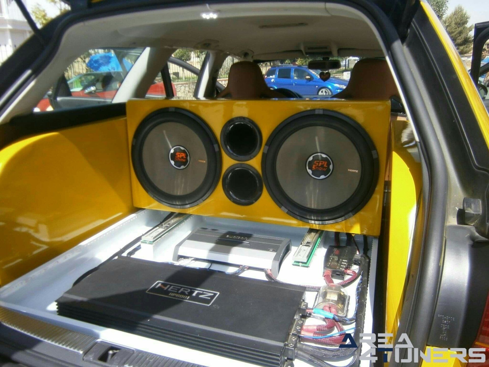 5º El Clan Club Tuning Show
Imagen del reportaje revista Tuning Area4tuners.es, concentración de coches Tuning del año 2019 en Mondéjar, Guadalajara, España