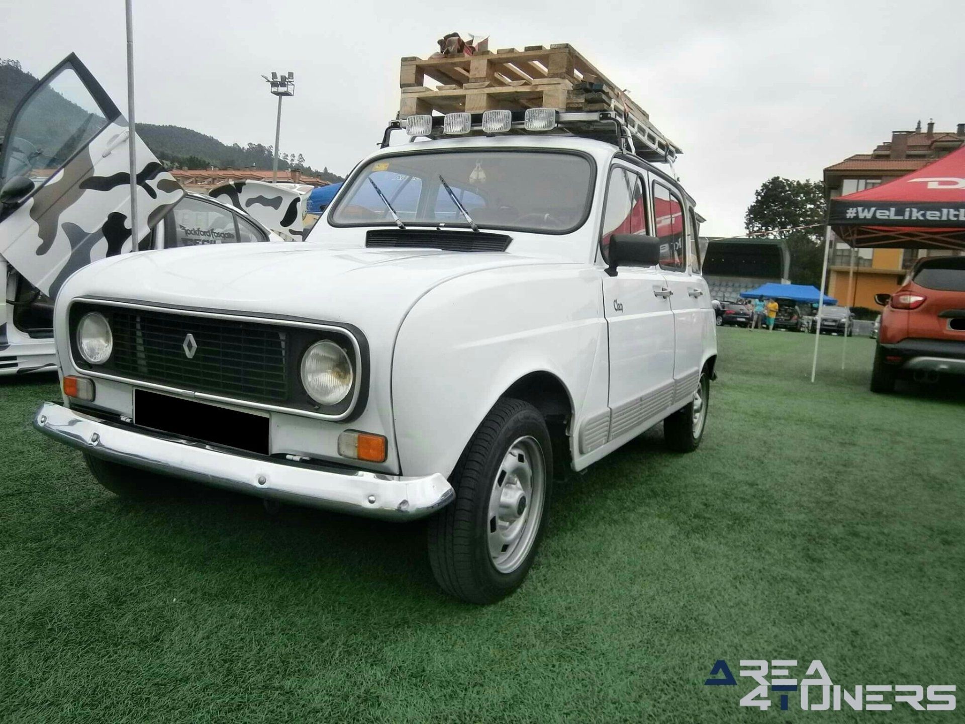 3ª Concentración Crazy Tuning
Imagen del reportaje revista Tuning Area4tuners.es, concentración de coches Tuning del año 2019 en Sarón, Cantabria, España