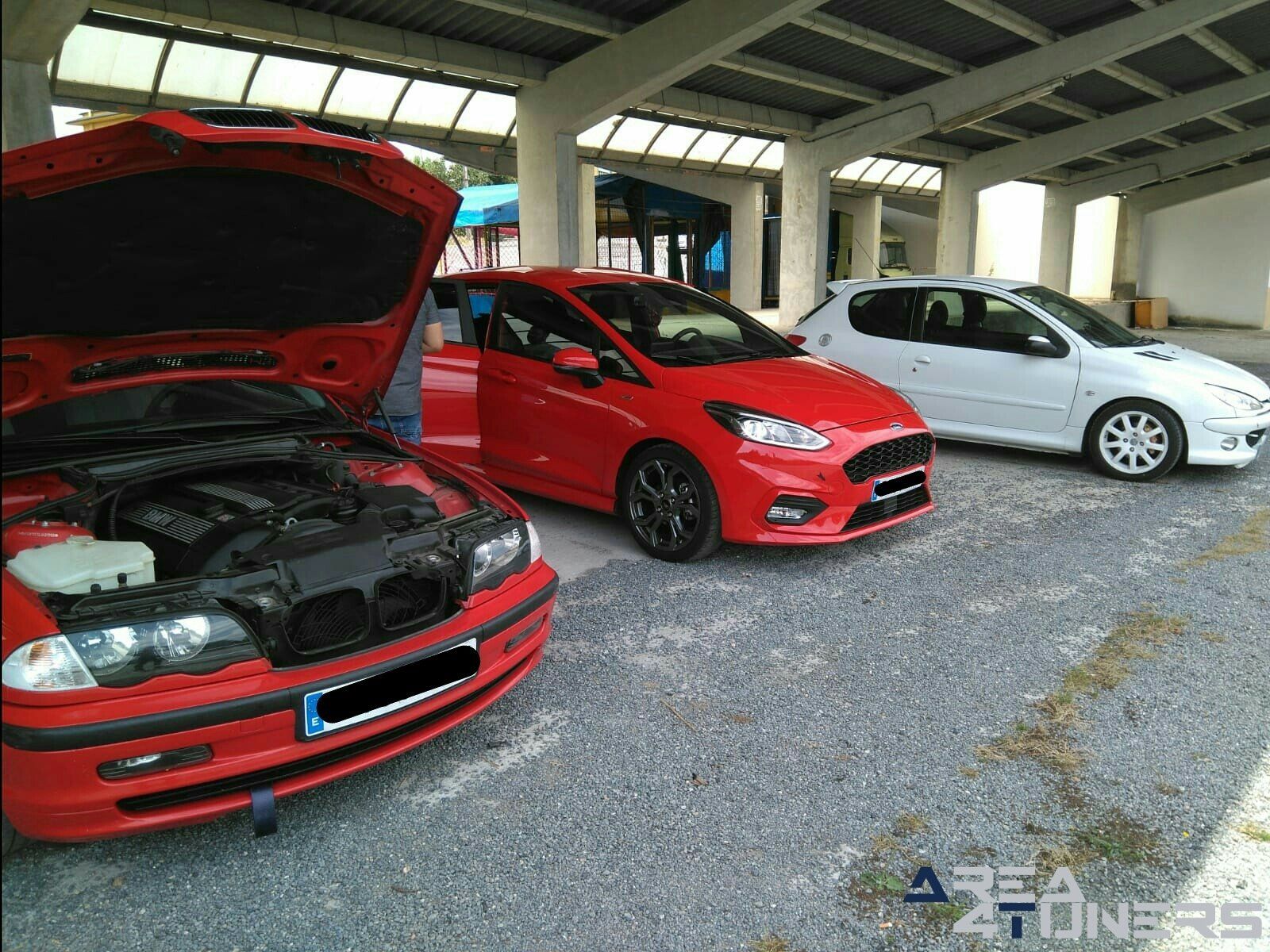 1ª Fiesta Motor Rubián
Imagen del reportaje revista Tuning Area4tuners.es, concentración de coches Tuning del año 2019 en Rubián, Lugo, España
