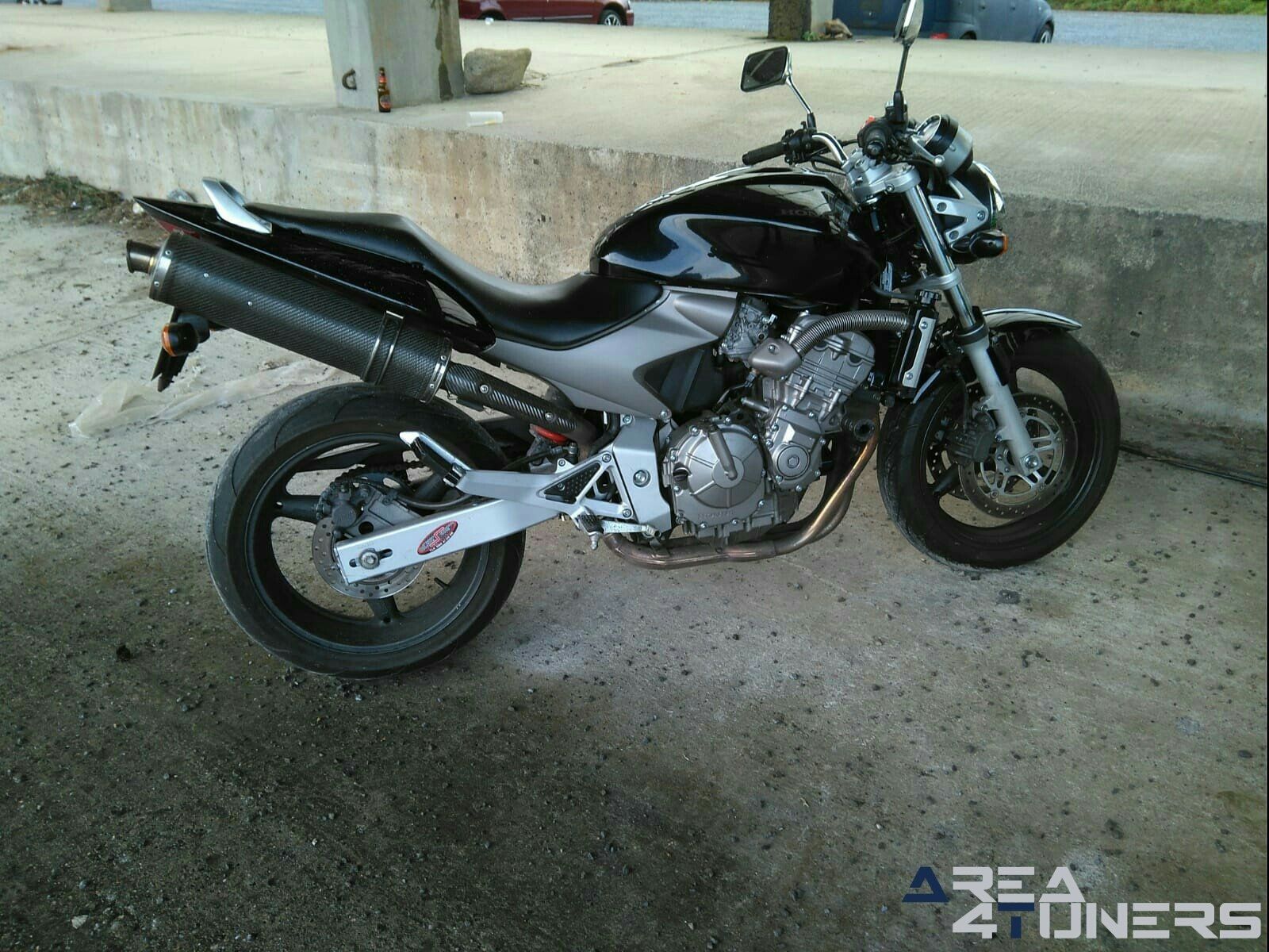 1ª Fiesta Motor Rubián
Imagen del reportaje revista Tuning Area4tuners.es, concentración de coches Tuning del año 2019 en Rubián, Lugo, España