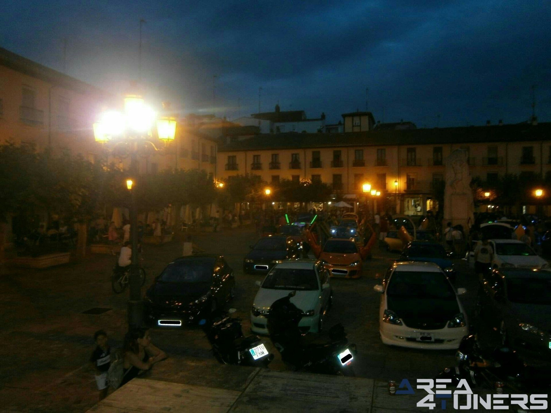 6º Little Garage Tuning Show
Imagen del reportaje revista Tuning Area4tuners.es, concentración de coches Tuning del año 2019 en Palencia, España