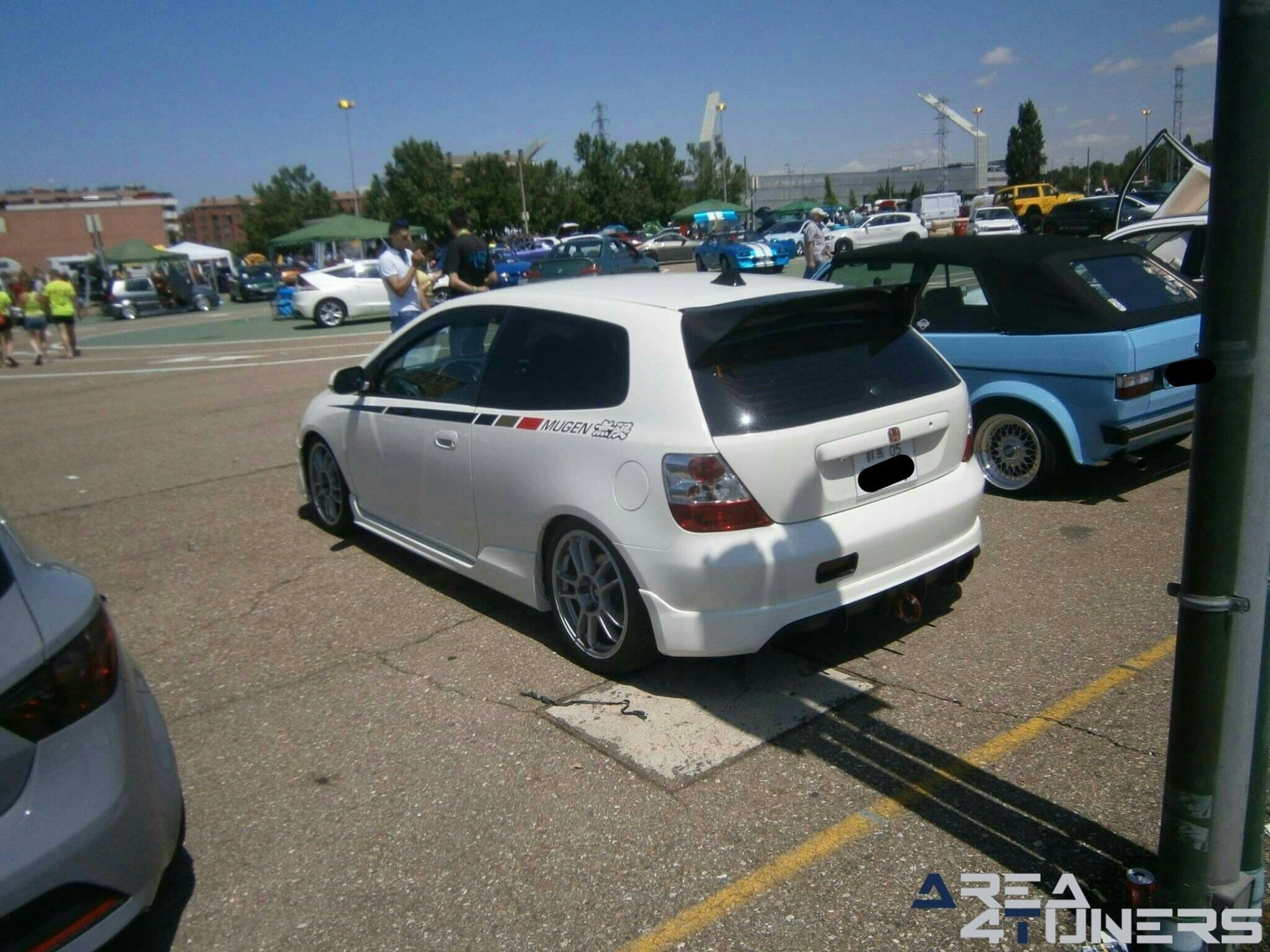 6º Little Garage Tuning Show
Imagen del reportaje revista Tuning Area4tuners.es, concentración de coches Tuning del año 2019 en Palencia, España