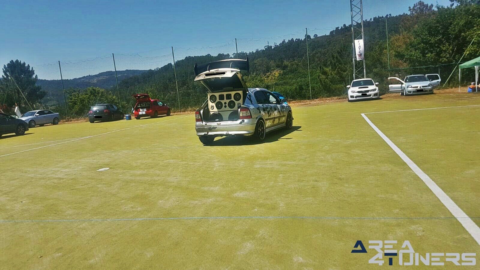 5ª Kdd Benéfica Mondariz
Imagen del reportaje revista Tuning Area4tuners.es, concentración de coches Tuning del año 2019 en Mondariz, Pontevedra, España