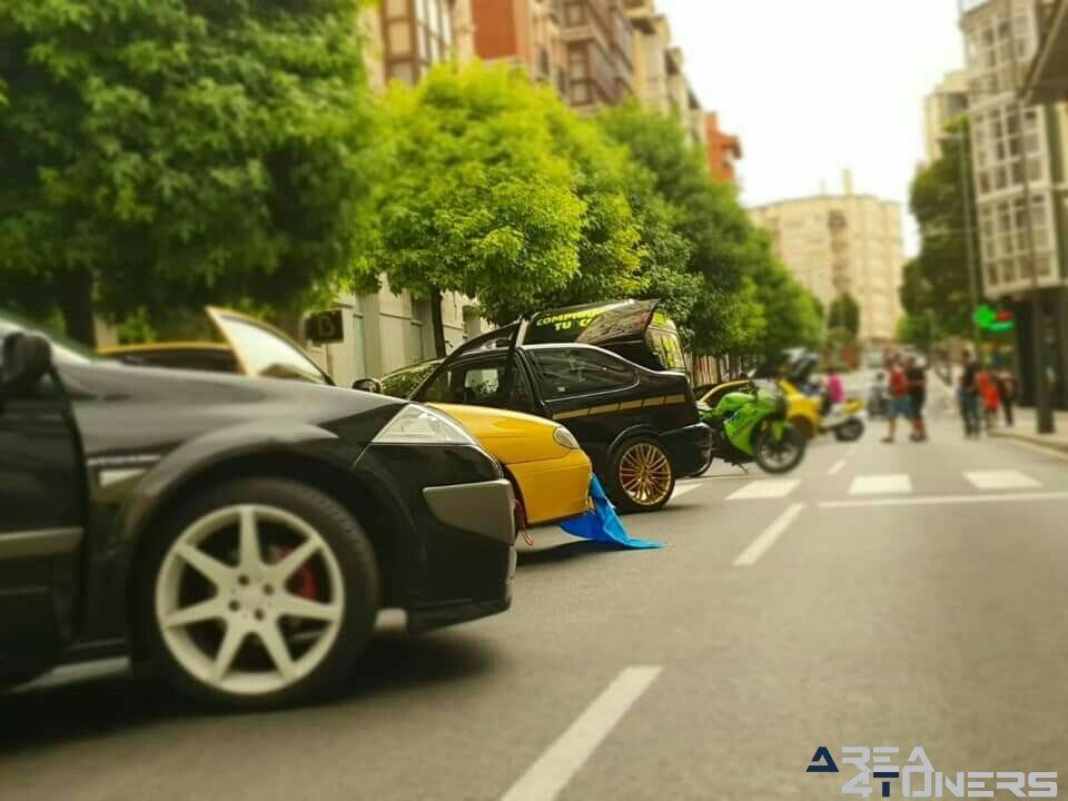 6ª Concentración Tuning Guarnizo
Imagen del reportaje revista Tuning Area4tuners.es, concentración de coches Tuning del año 2019 en Guarnizo, Cantabria, España