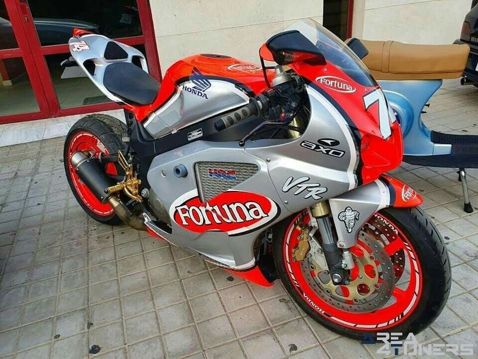 The Torrox Motor Show 8ª Edición
Imagen del reportaje revista Tuning Area4tuners.es, concentración de coches Tuning del año 2019 en Torrox, Málaga, España