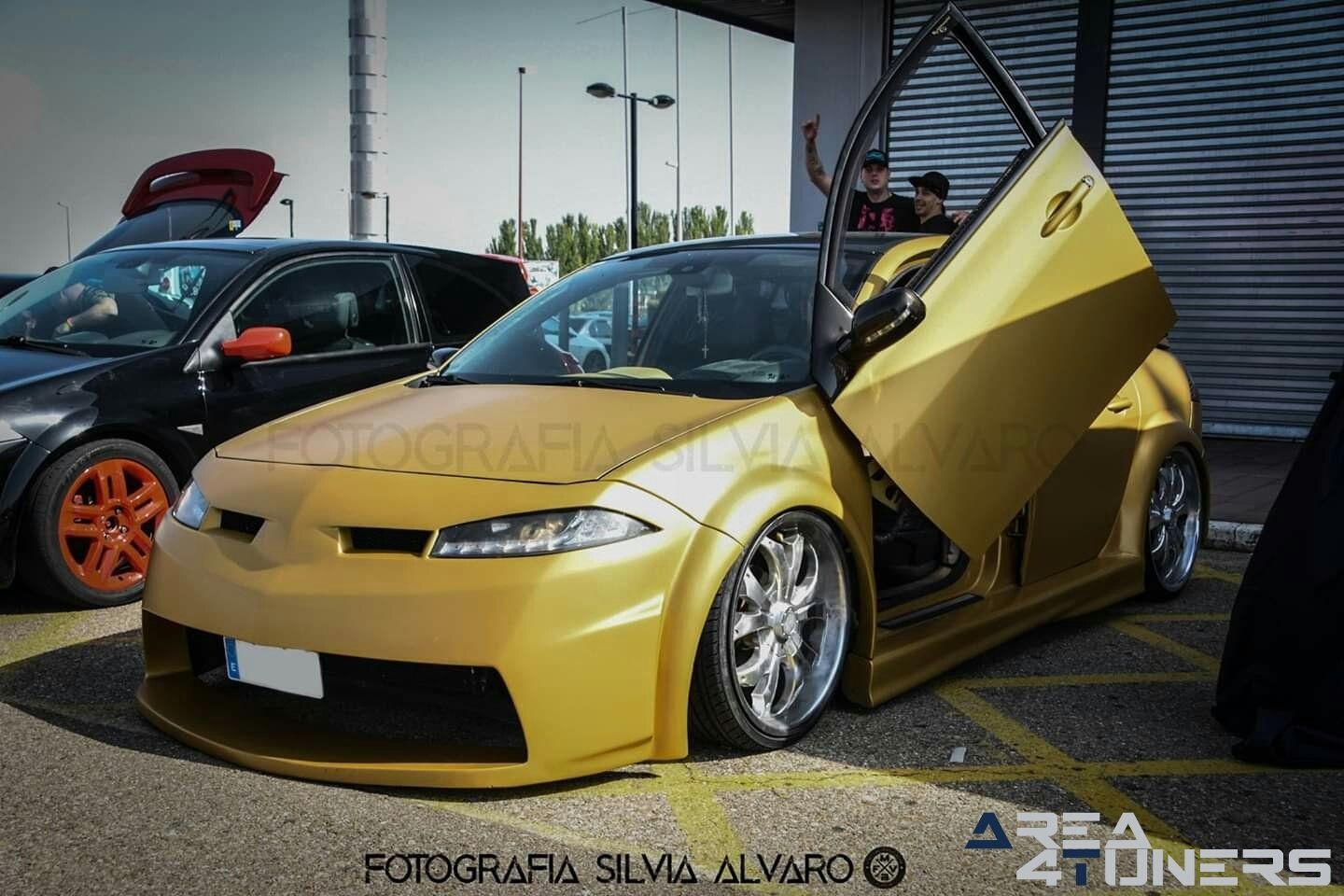 2ª Concentración Benéfica A Favor Asociación Autismo
Imagen del reportaje revista Tuning Area4tuners.es, concentración de coches Tuning del año 2019 en Zaratán, Salamanca, España
