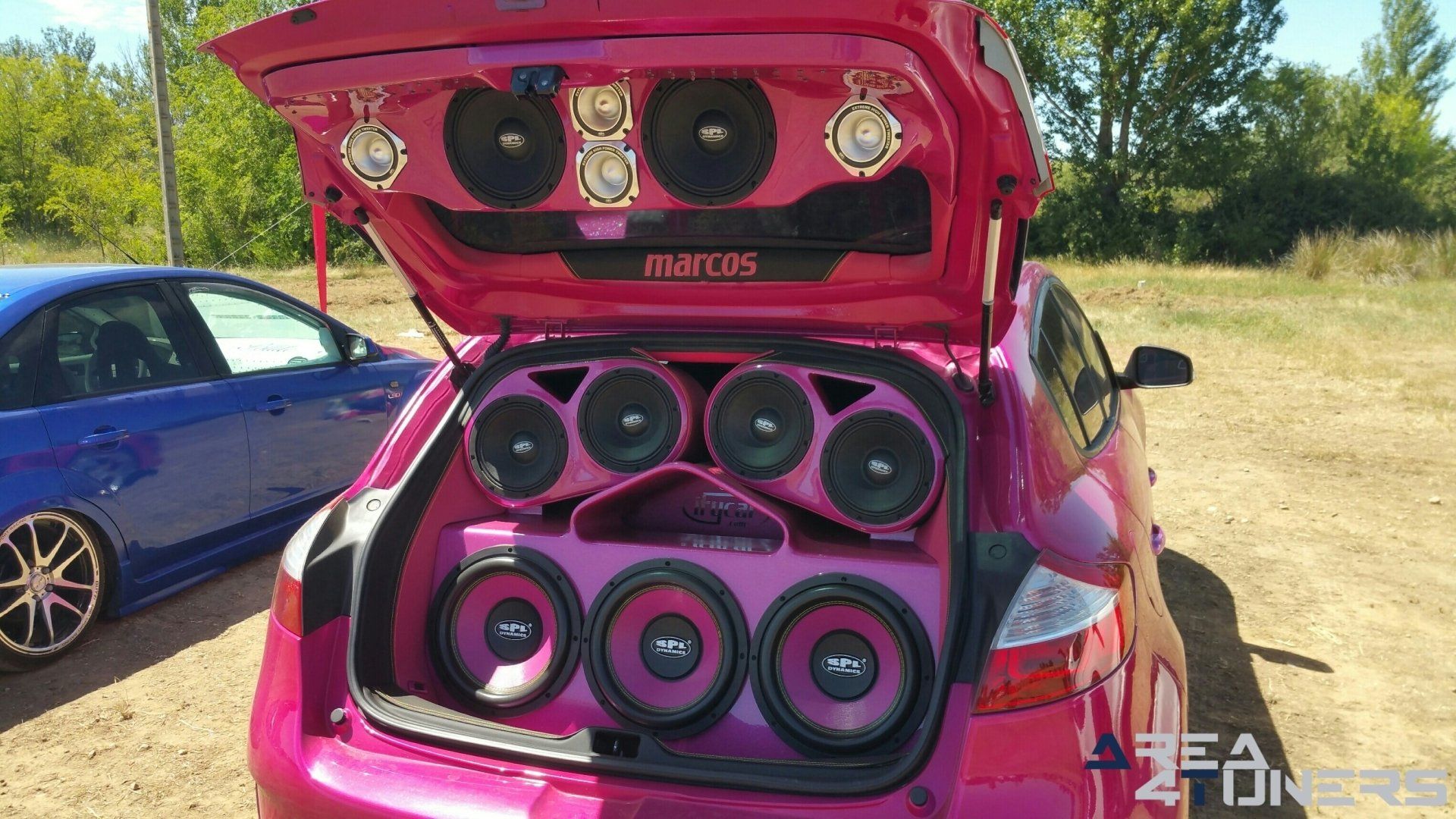 2ª Concentración Tuning Becerril De Campos
Imagen del reportaje revista Tuning Area4tuners.es, concentración de coches Tuning del año 2019 en Becerril de Campos, Palencia, España