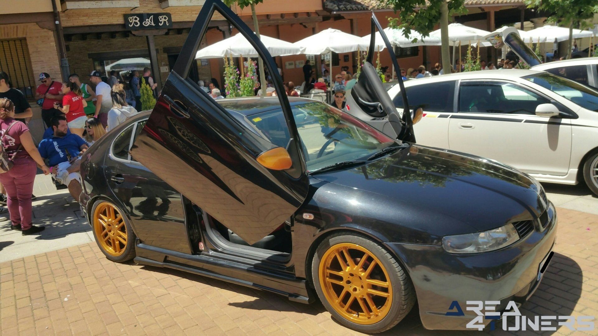 2ª Concentración Tuning Becerril De Campos
Imagen del reportaje revista Tuning Area4tuners.es, concentración de coches Tuning del año 2019 en Becerril de Campos, Palencia, España