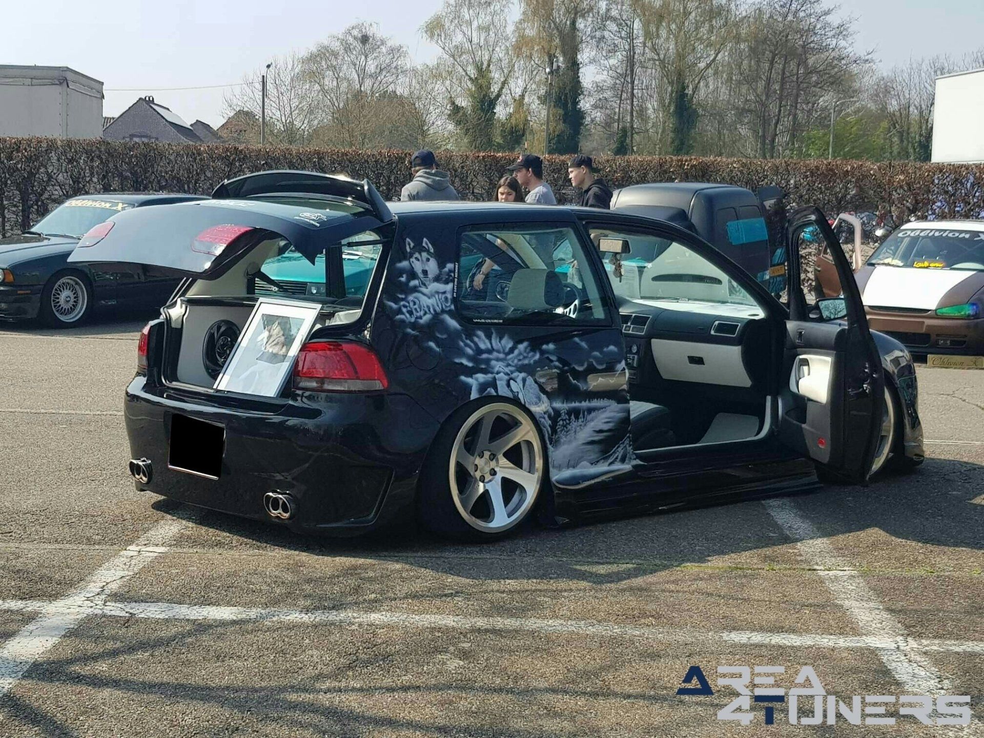 Dreamworkz Cartuning Happening
Imagen del reportaje de la revista Tuning Area4tuners.es, de la
concentración de coches Tuning del año 2019 en Putte Bélgica