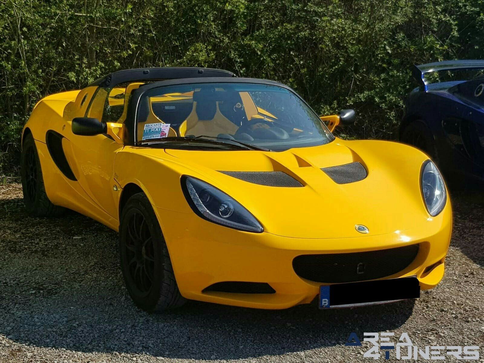 Vip Crew The Come Back
Imagen del reportaje de la revista Tuning Area4tuners.es, de la
concentración de coches Tuning del año 2019 en Montigny Le Tilleul Bégica
