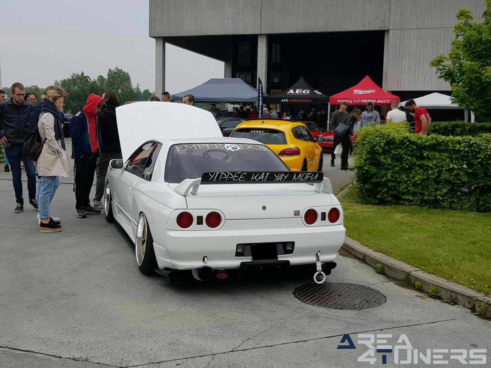 Carisma Park & Meet2
Imagen del reportaje de la revista Tuning Area4tuners.es, de la
concentración de coches Tuning del año 2019 en Zwevegem Bélgica