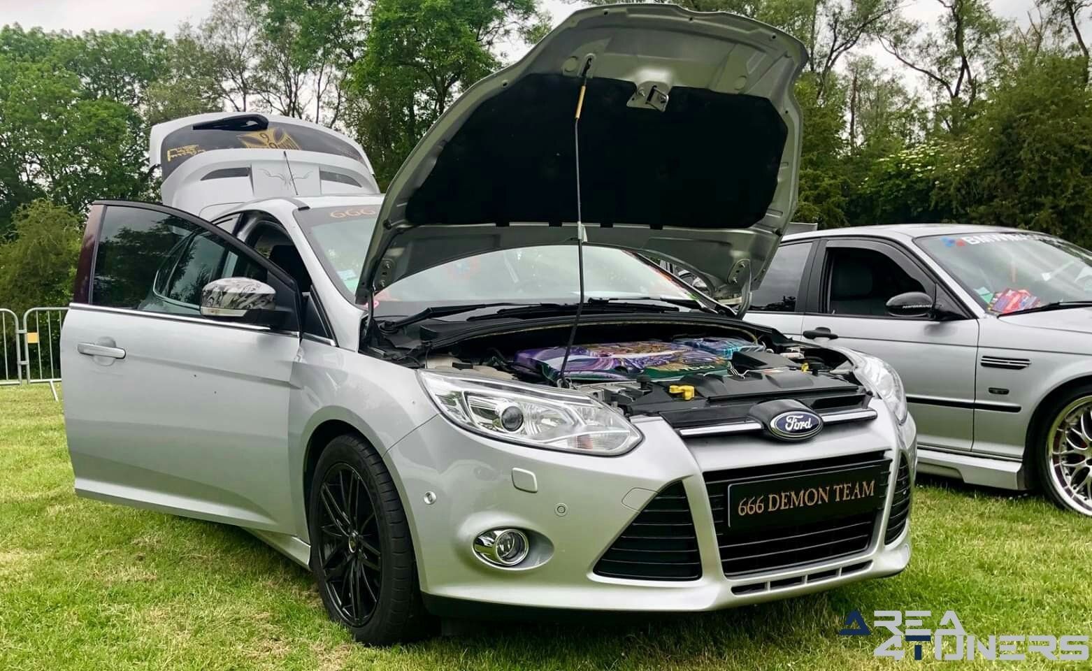 18th Meeting Top20
Imagen del reportaje de la revista Tuning Area4tuners.es, de la
concentración de coches Tuning del año 2019 en Harnes Francia