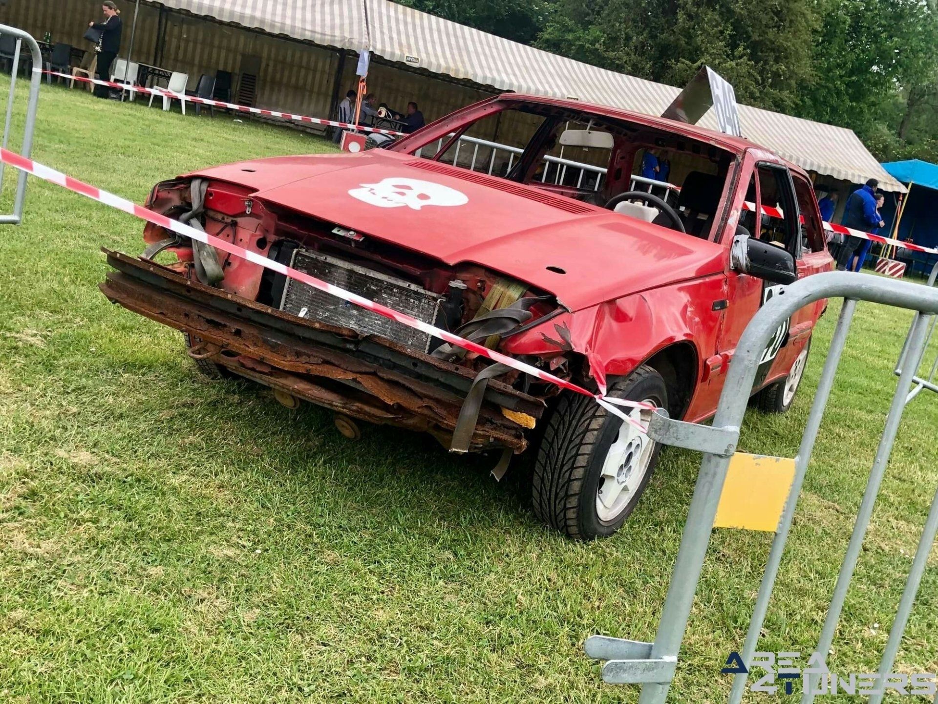 18th Meeting Top20
Imagen del reportaje de la revista Tuning Area4tuners.es, de la
concentración de coches Tuning del año 2019 en Harnes Francia