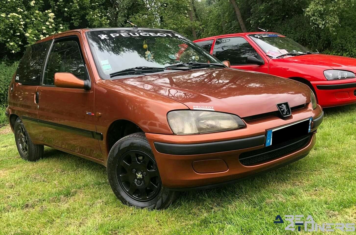 18th Meeting Top20
Imagen del reportaje de la revista Tuning Area4tuners.es, de la
concentración de coches Tuning del año 2019 en Harnes Francia