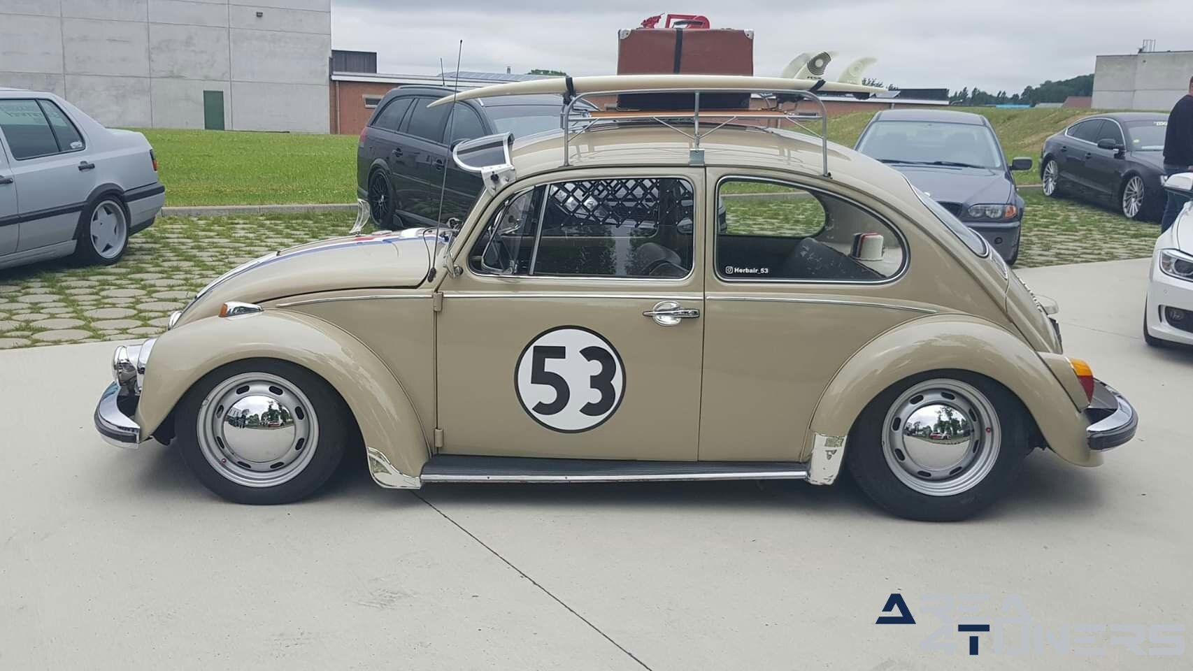 Car Event Low Dreams Part 1
Imagen del reportaje de la revista Tuning Area4tuners.es, de la
concentración de coches Tuning del año 2019 en Ronse Bélgica