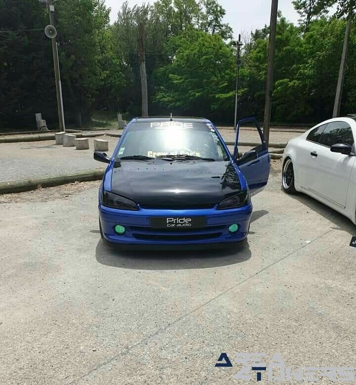 Meeting Lavalette
Imagen del reportaje de la revista Tuning Area4tuners.es, de la
concentración de coches Tuning del año 2019 en Lavalette Francia