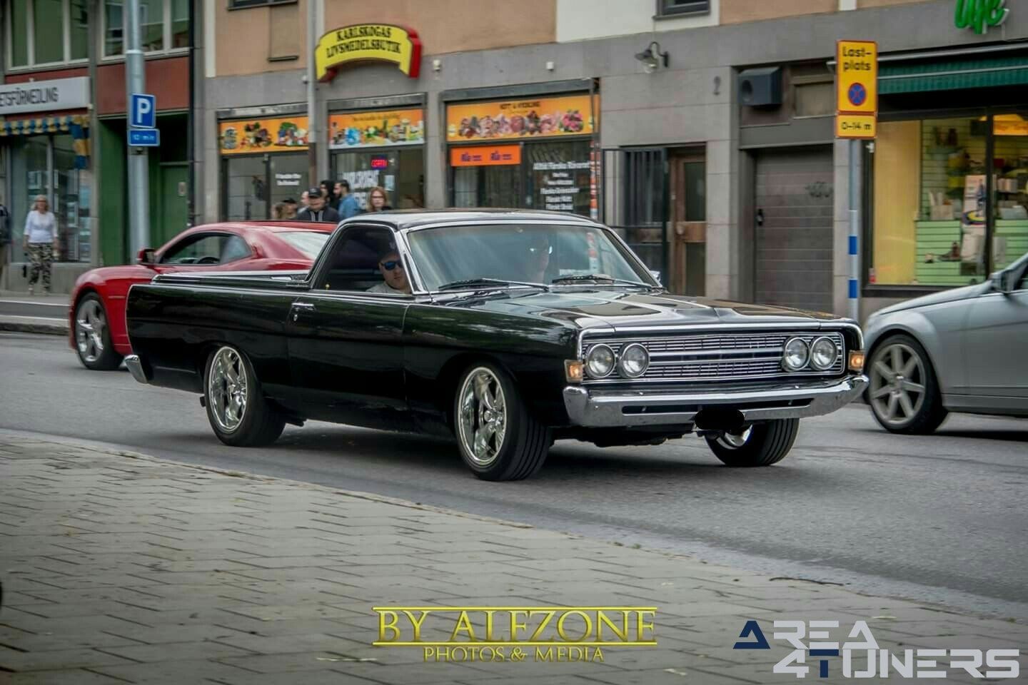 Motorsportveckan Nordic Time Attack
Imagen del reportaje de la revista Tuning Area4tuners.es, de la
concentración de coches Tuning del año 2019 en Karlskoga Suecia