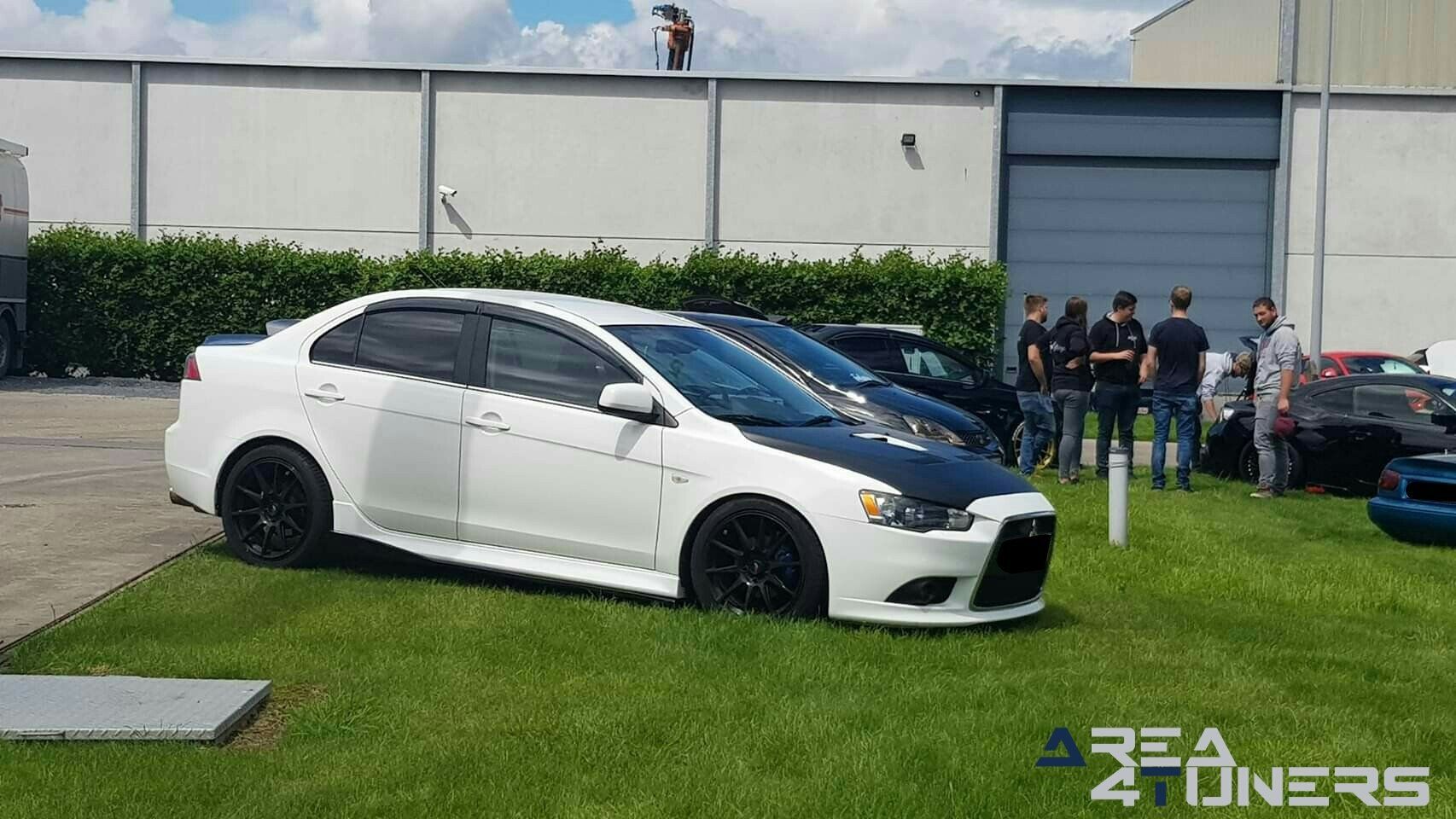 Meeting Keep It Simple 2019
Imagen del reportaje de la revista Tuning Area4tuners.es, de la
concentración de coches Tuning del año 2019 en Dixmuda Bélgica