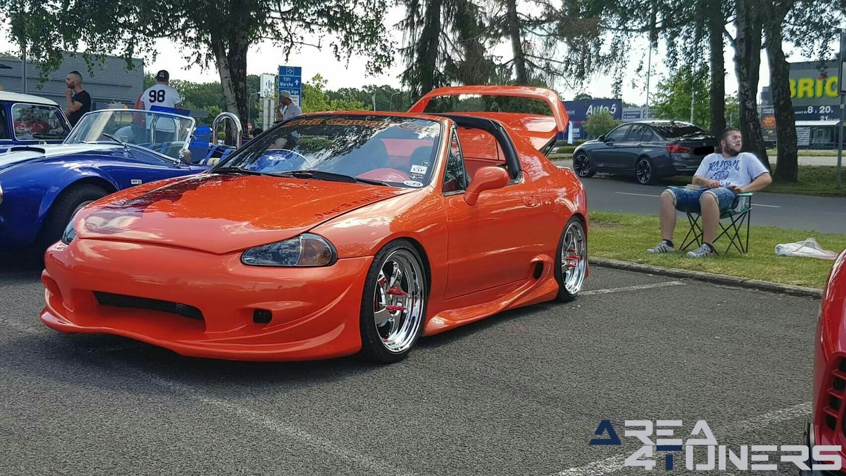 Ghost Rider Show 2 Pour Lorenzo
Imagen del reportaje de la revista Tuning Area4tuners.es, de la
concentración de coches Tuning del año 2019 en Boncelles Bélgica