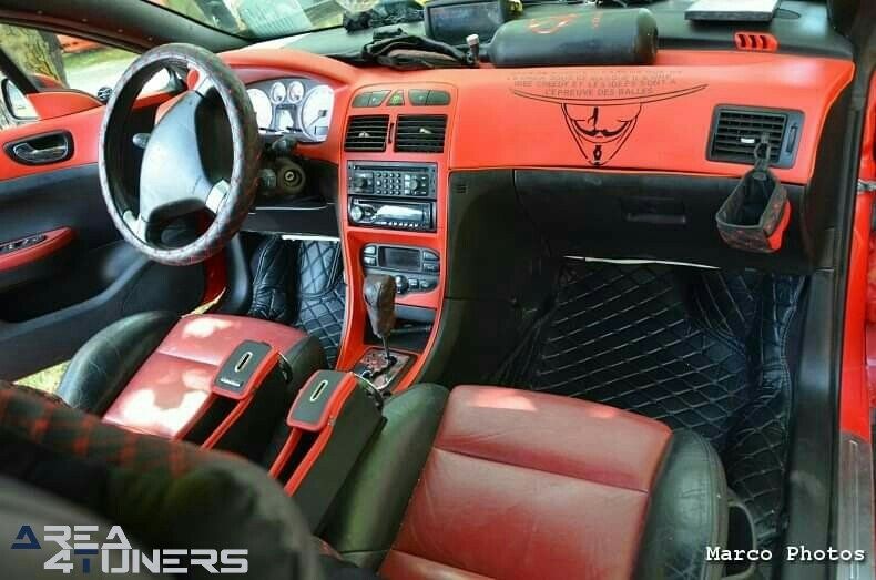 Meeting Tuning Des 3d Dienville
Imagen del reportaje de la revista Tuning Area4tuners.es, de la
concentración de coches Tuning del año 2019 en Dienville Francia