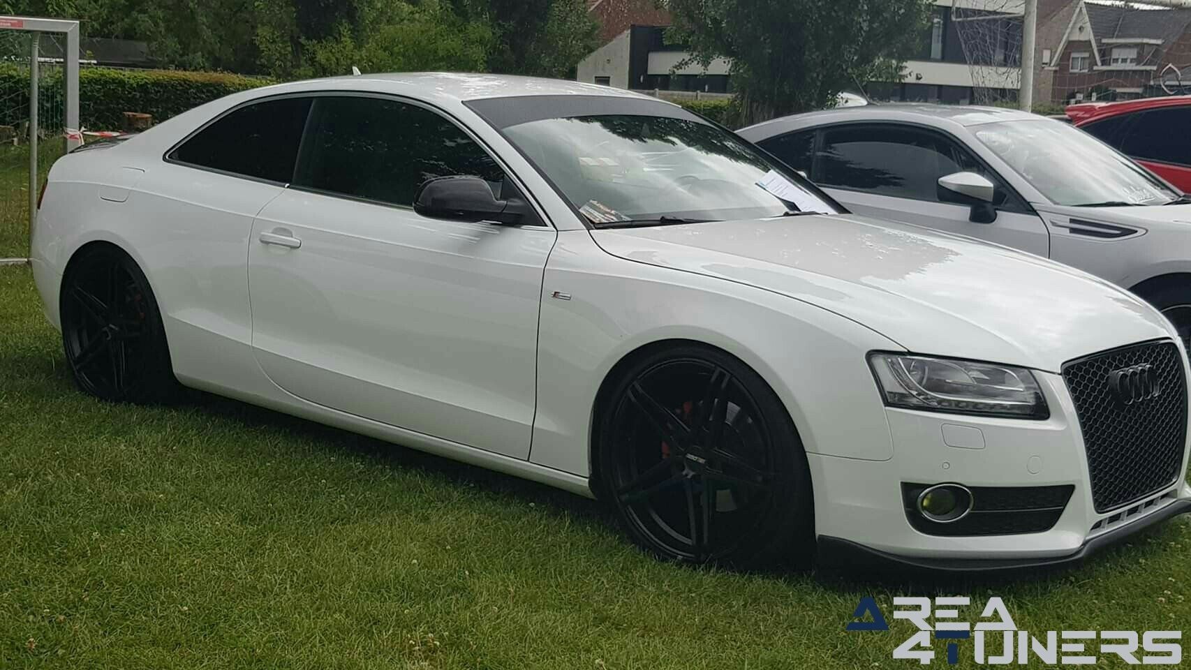 Magic Tuning Day 10
Imagen del reportaje de la revista Tuning Area4tuners.es, de la
concentración de coches Tuning del año 2019 en Rotselaar Bélgica