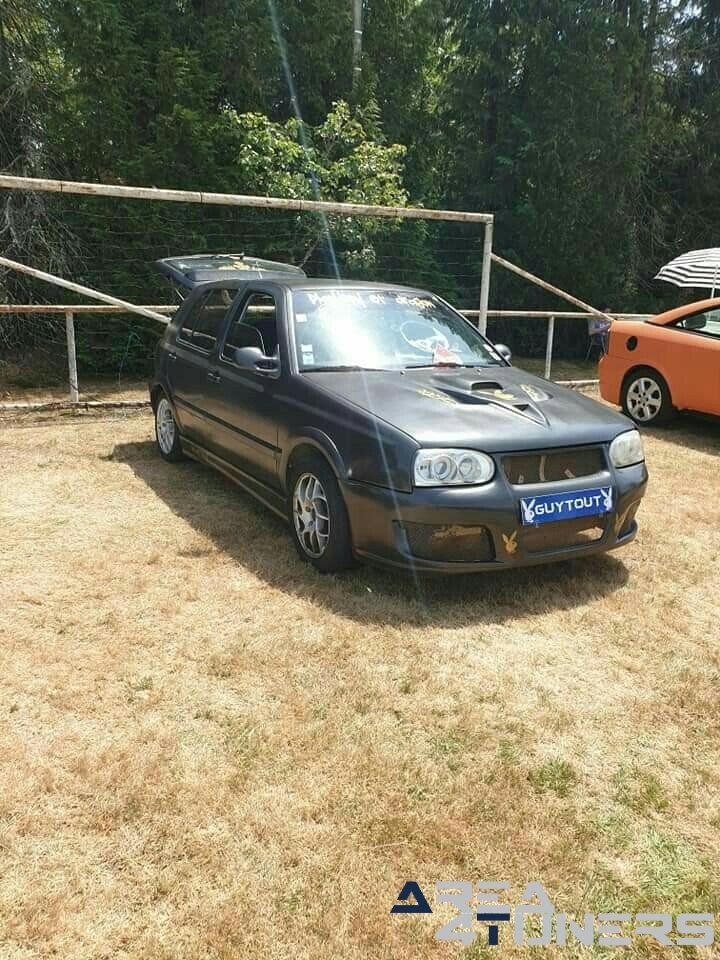 Sound Passion Team 6º Episode
Imagen del reportaje de la revista Tuning Area4tuners.es, de la
concentración de coches Tuning del año 2019 en Saint Maigrin Francia