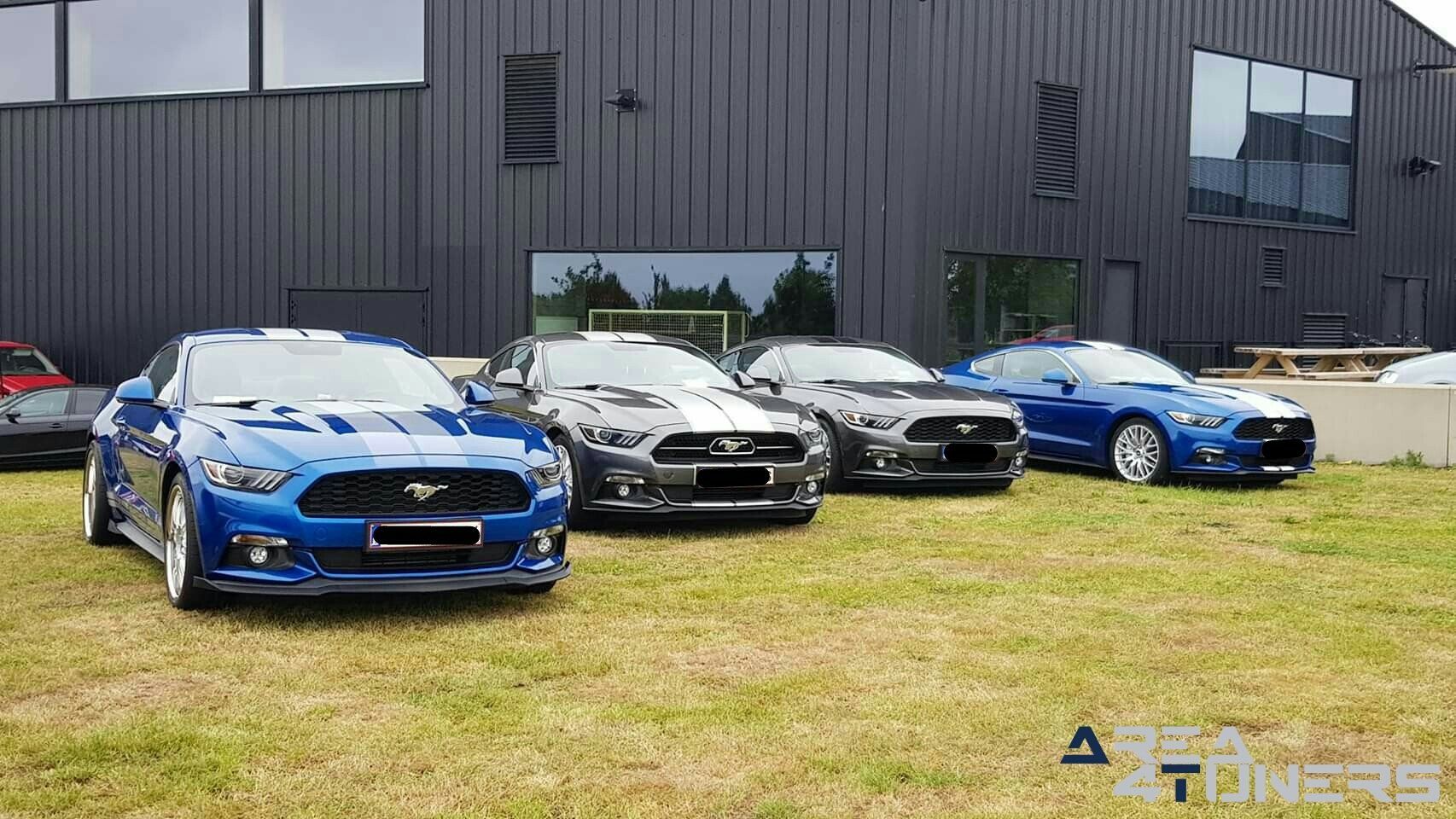 Lazy Sunday
Imagen del reportaje de la revista Tuning Area4tuners.es, de la
concentración de coches Tuning del año 2019 en Jabbeke Bélgica