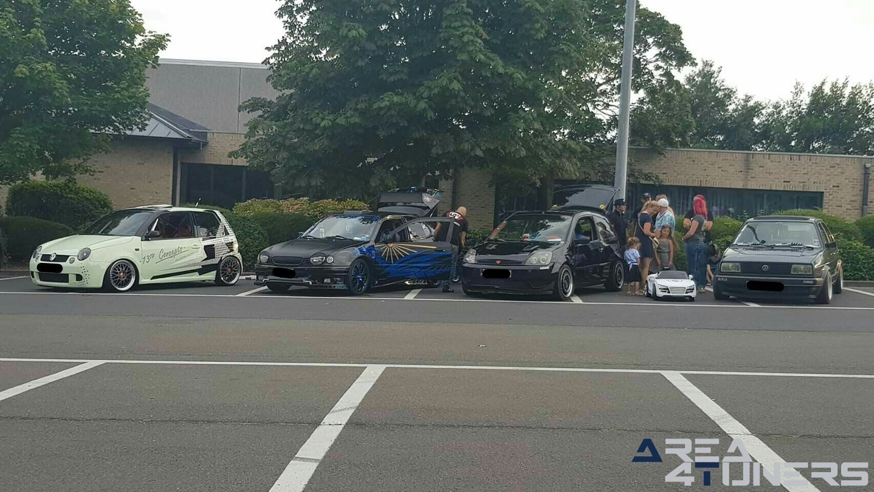 Modified Night
Imagen del reportaje de la revista Tuning Area4tuners.es, de la
concentración de coches Tuning del año 2019 en Moorslede Bélgica
