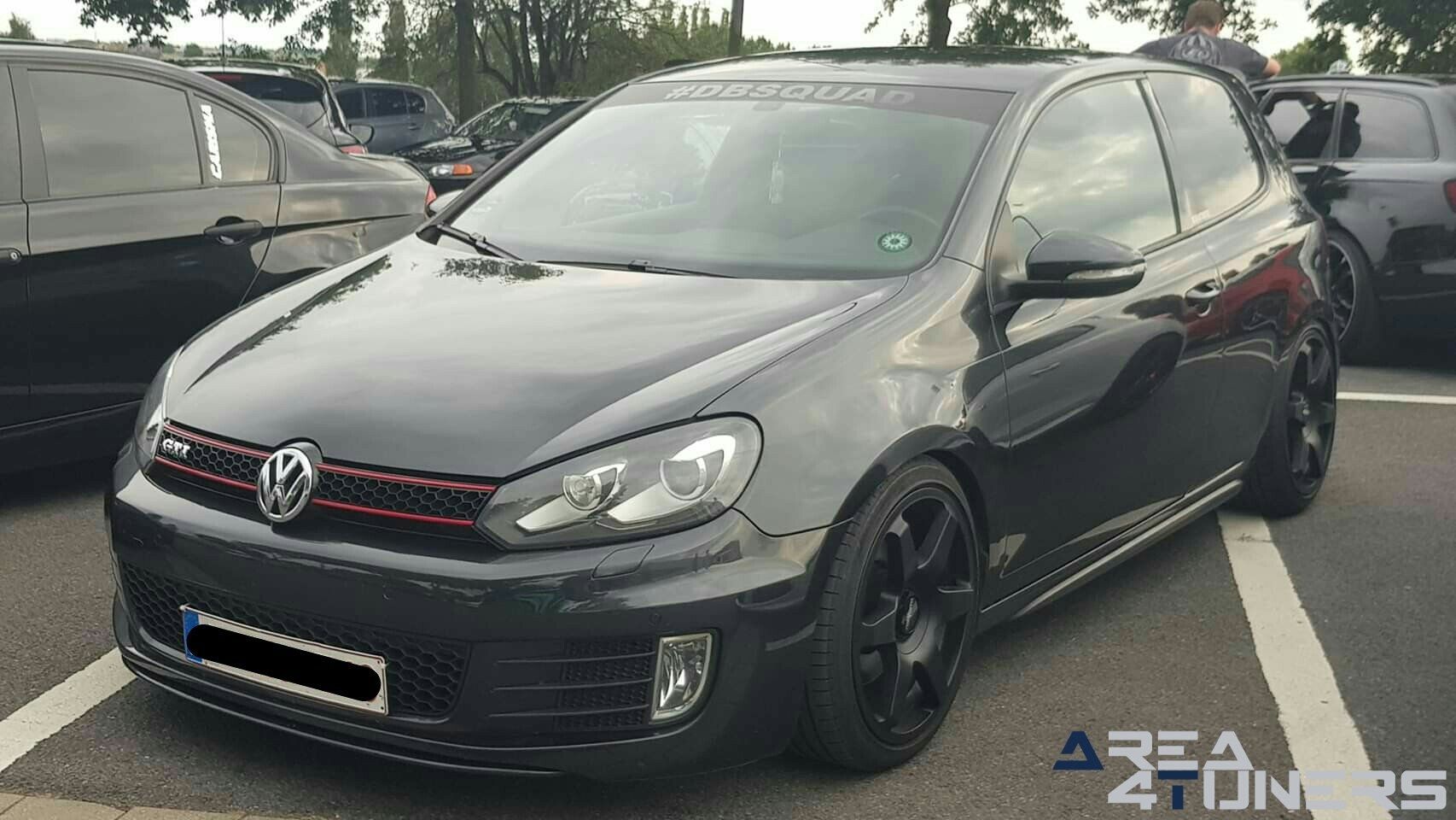 Modified Night
Imagen del reportaje de la revista Tuning Area4tuners.es, de la
concentración de coches Tuning del año 2019 en Moorslede Bélgica