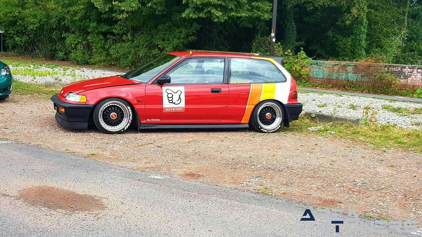 Carisma Forest Base
Imagen del reportaje de la revista Tuning Area4tuners.es, de la
concentración de coches Tuning del año 2019 en Tielt Bélgica