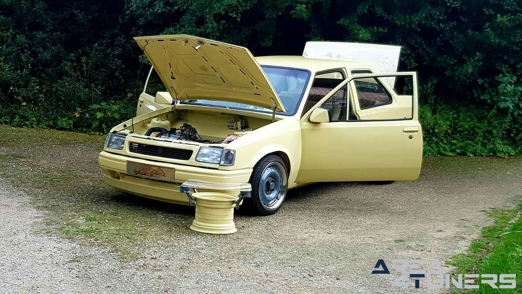 Carisma Forest Base
Imagen del reportaje de la revista Tuning Area4tuners.es, de la
concentración de coches Tuning del año 2019 en Tielt Bélgica