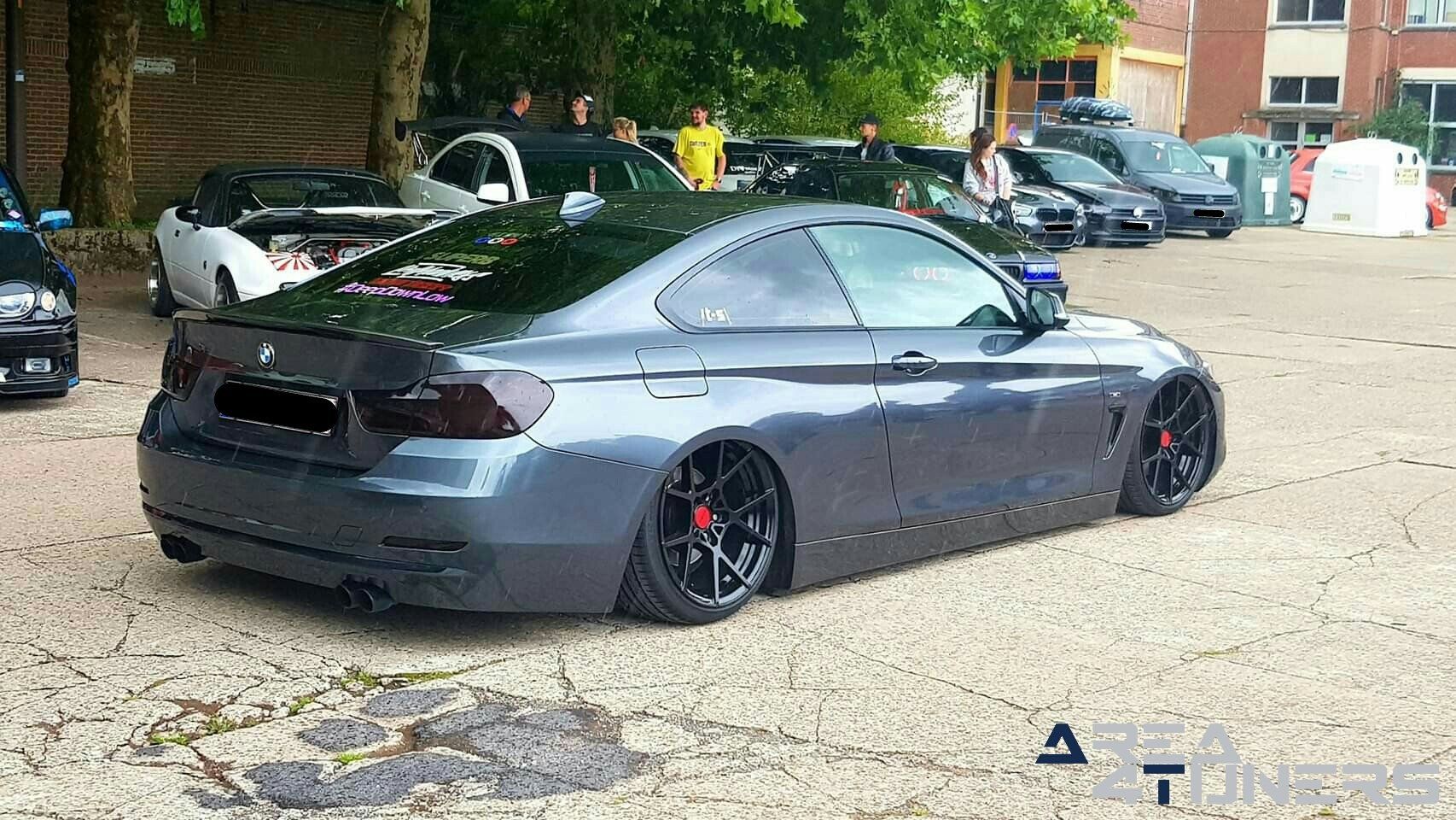 Carisma Forest Base
Imagen del reportaje de la revista Tuning Area4tuners.es, de la
concentración de coches Tuning del año 2019 en Tielt Bélgica