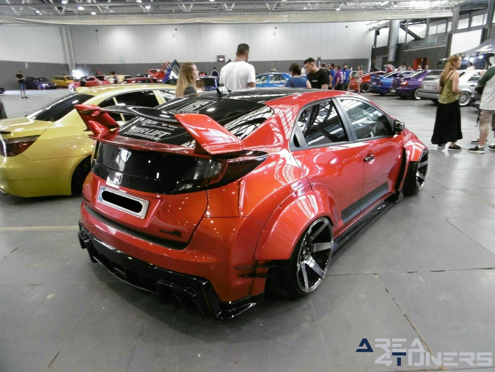 Motor Show Balaguer 2k19
Imagen del reportaje revista Tuning Area4tuners.es, concentración de coches Tuning del año 2019 en Balaguer, Lérida, España