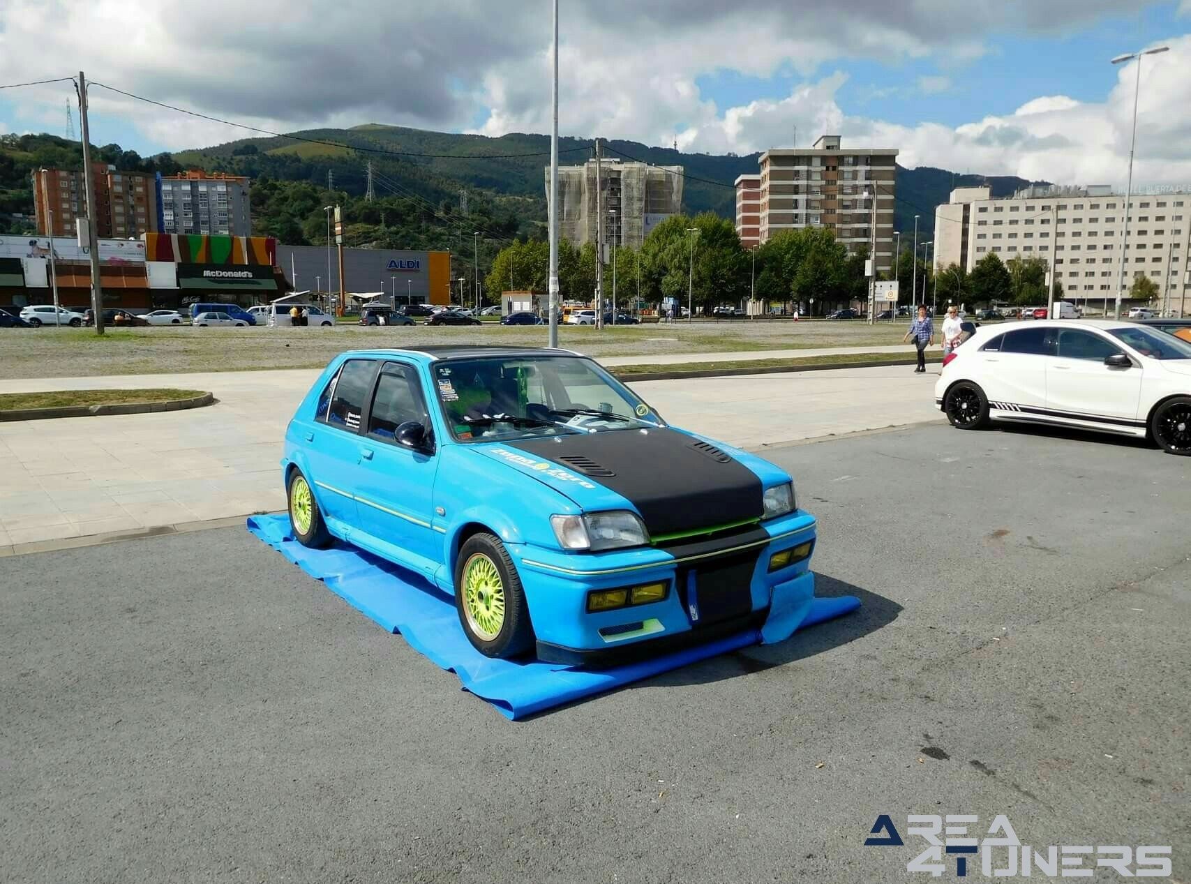 5ª Concentración New Style Cars
Imagen del reportaje revista Tuning Area4tuners.es, concentración de coches Tuning del año 2019 en Barakaldo, Vizcaya, España