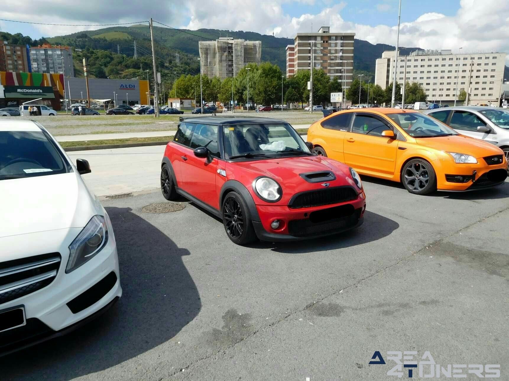 5ª Concentración New Style Cars
Imagen del reportaje revista Tuning Area4tuners.es, concentración de coches Tuning del año 2019 en Barakaldo, Vizcaya, España