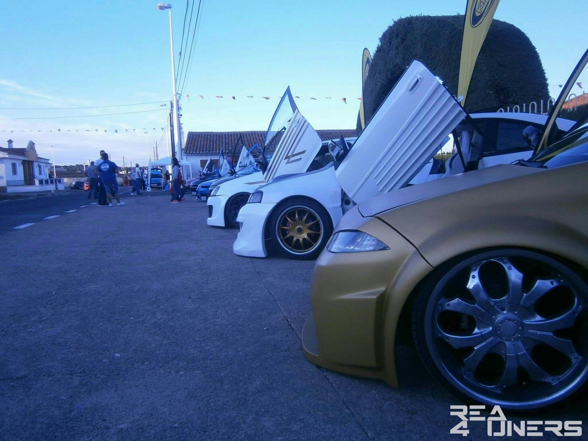 3ª Kdd Tuning Racing Clásicos Aldehuela De La Bóveda
Imagen del reportaje revista Tuning Area4tuners.es, concentración de coches Tuning del año 2019 en Aldehuela De La Bóveda, Salamanca, España