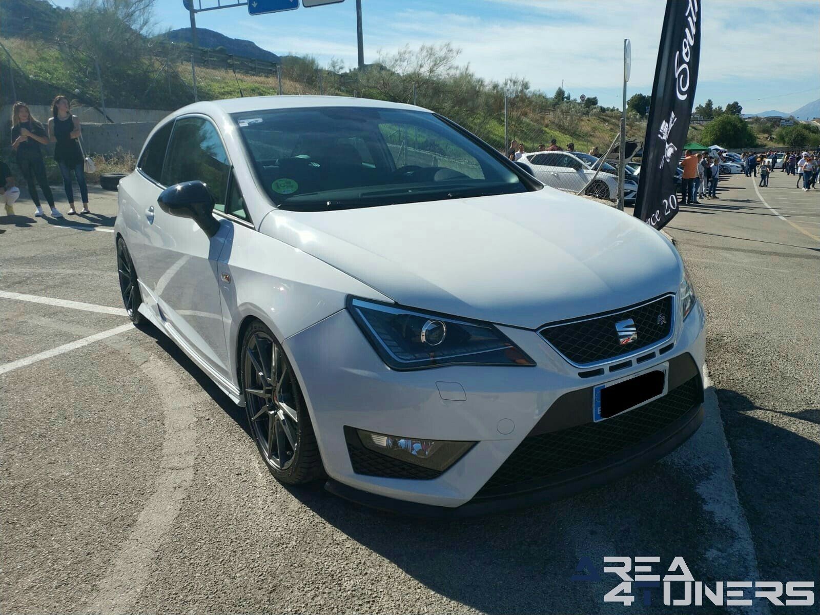 2ª Concentración Tuning Racing Clásicos Cártama
Imagen del reportaje revista Tuning Area4tuners.es, concentración de coches Tuning del año 2019 en Cártama, Málaga, España