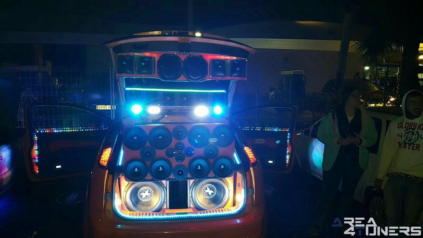 4ª Concentración Tuning Cantillana
Imagen del reportaje revista Tuning Area4tuners.es, concentración de coches Tuning del año 2018 en Cantillana, Sevilla, España