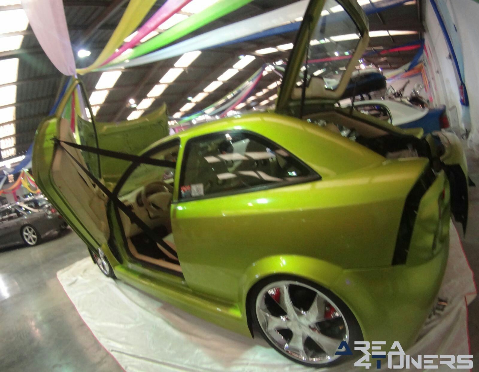 6º Tuning Show Amposta
Imagen del reportaje revista Tuning Area4tuners.es, concentración de coches Tuning del año 2018 en Amposta, Tarragona, España