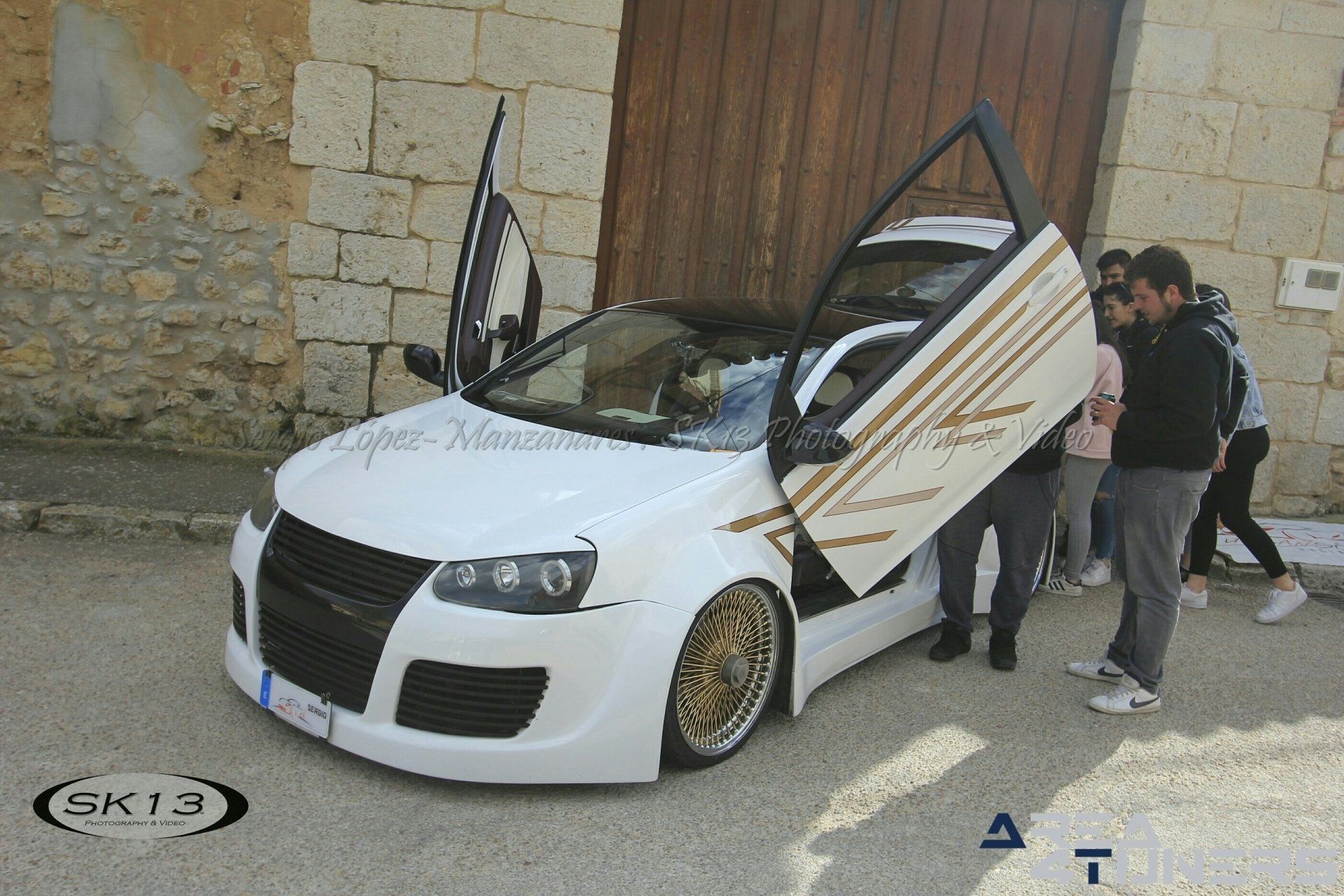2º Serpituning
Imagen del reportaje revista Tuning Area4tuners.es, concentración de coches Tuning del año 2018 en Castronuevo De Esgueva, Valladolid, España
